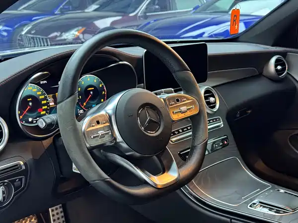 Mercedes-Benz C-Class 2023