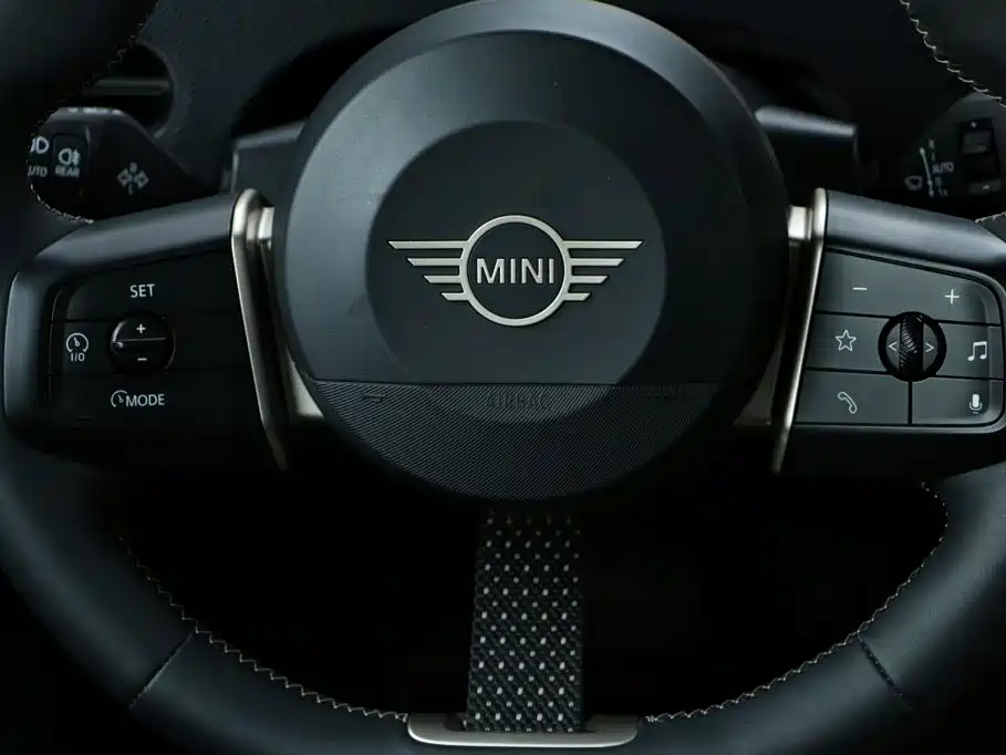 MINI Cooper 2025 — фото 19