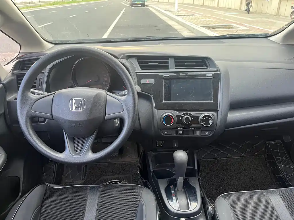 Honda Fit 2019 — фото 8