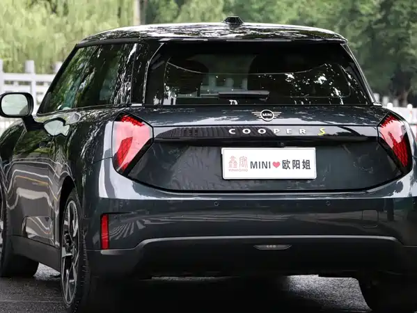 MINI Cooper 2025