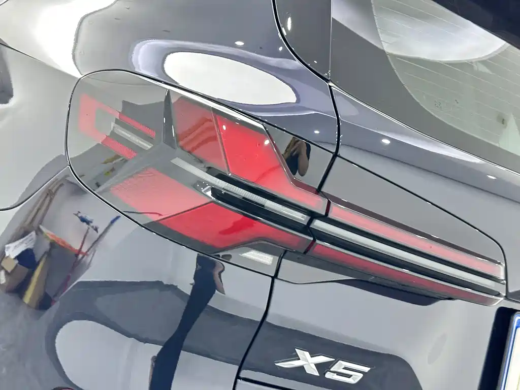 BMW X5 2025 — фото 24
