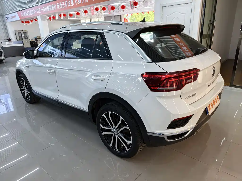 Volkswagen T-Roc 2020 — фото 4