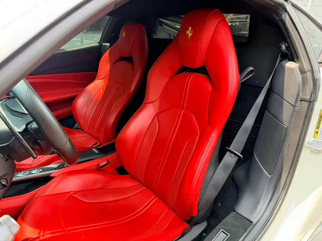 Ferrari F8 2020 — фото 9