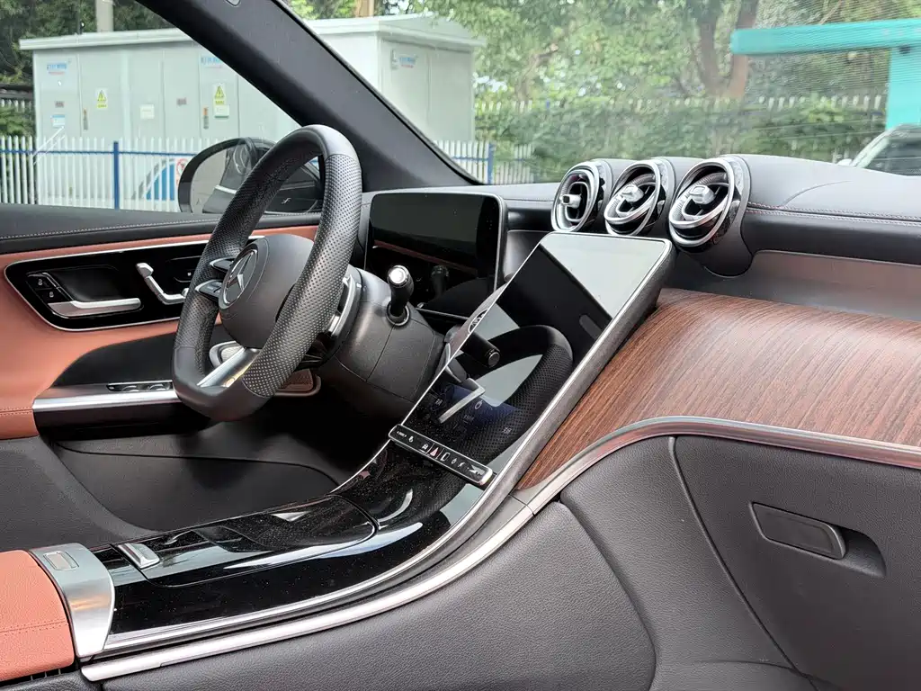 Mercedes-Benz GLC 2025 — фото 11