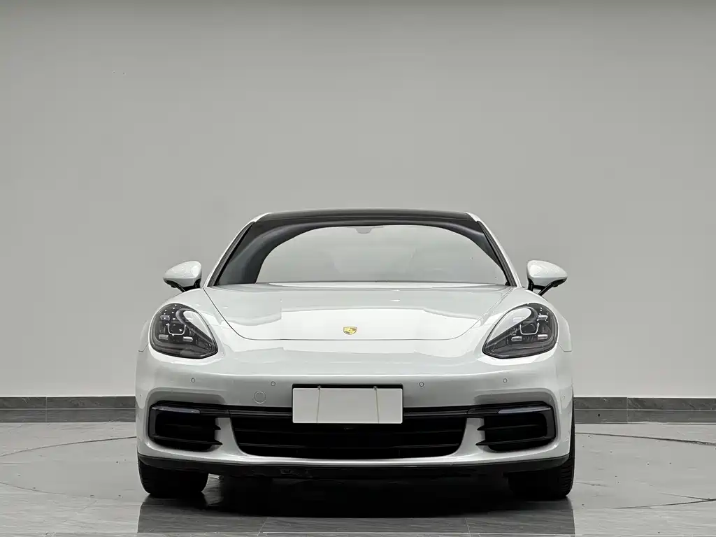Porsche Panamera 2019 — фото 2