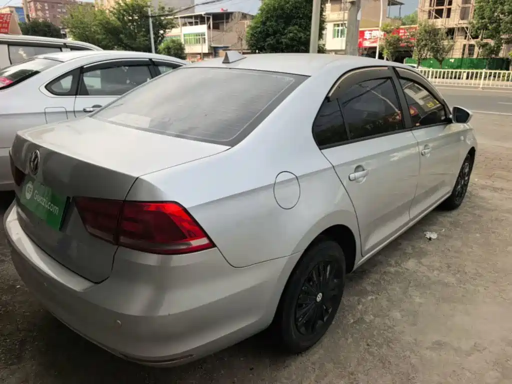 Volkswagen Santana 2015