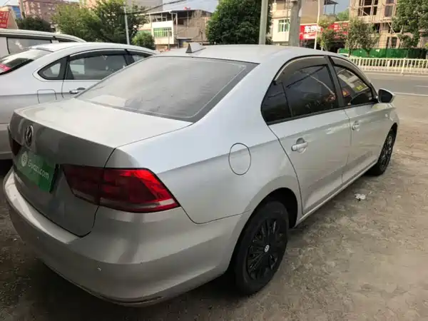Volkswagen Santana 2015