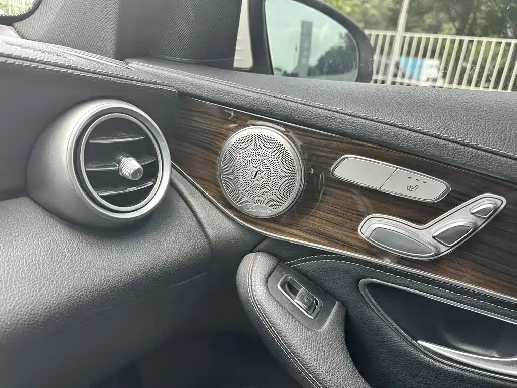 Mercedes-Benz GLC 2019 — фото 10