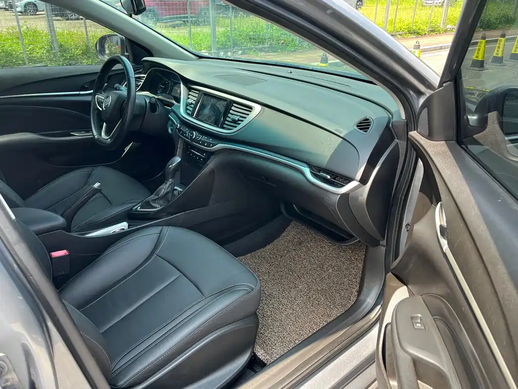 Buick Excelle 2018 — фото 15