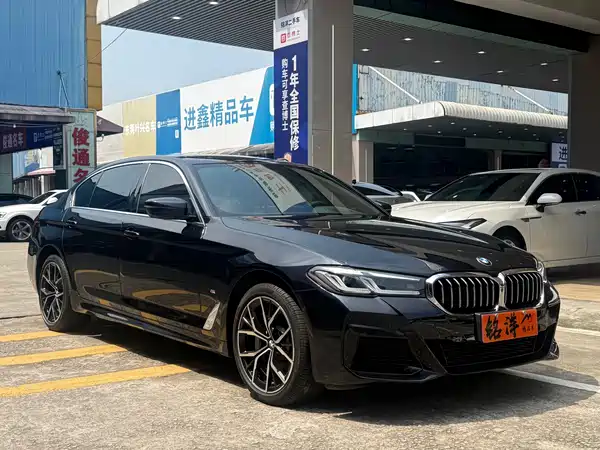 BMW 5 Series 2022