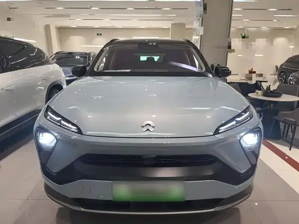 NIO ES6 2020