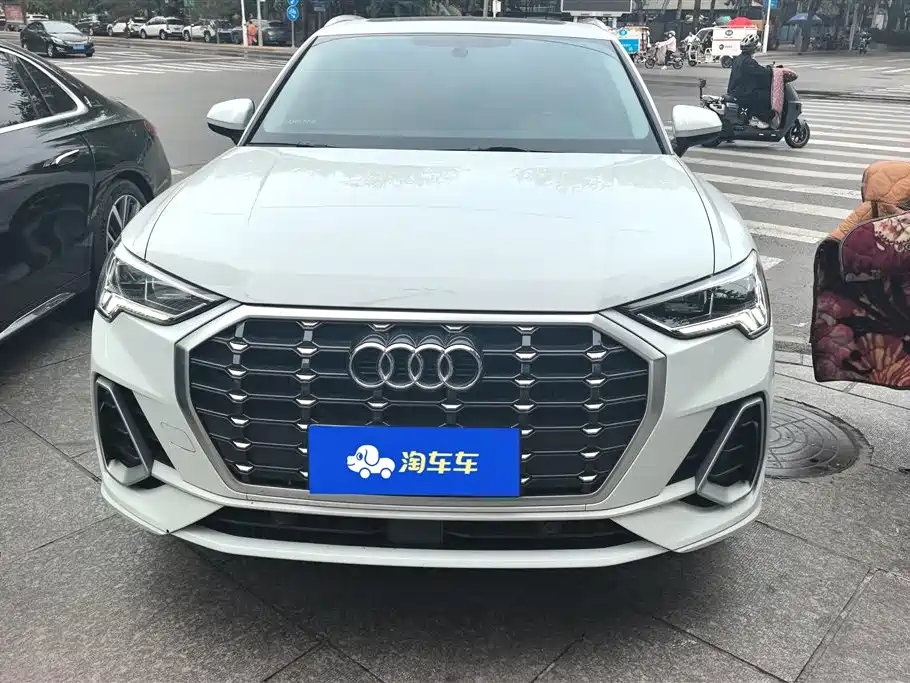Audi Q3 2022