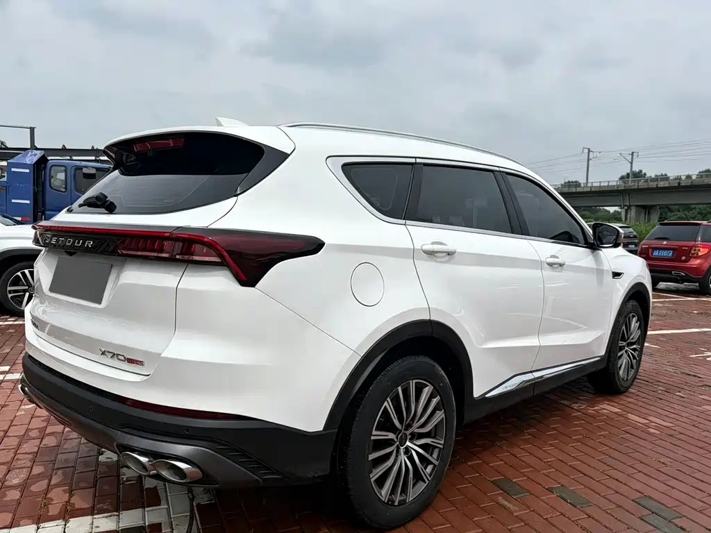 Jetour X70 PLUS 2023