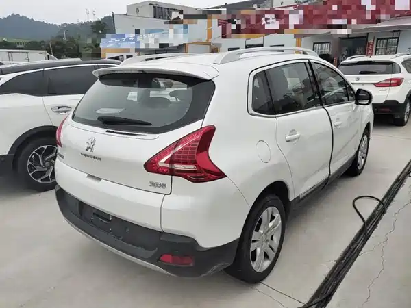 Peugeot 3008 2015