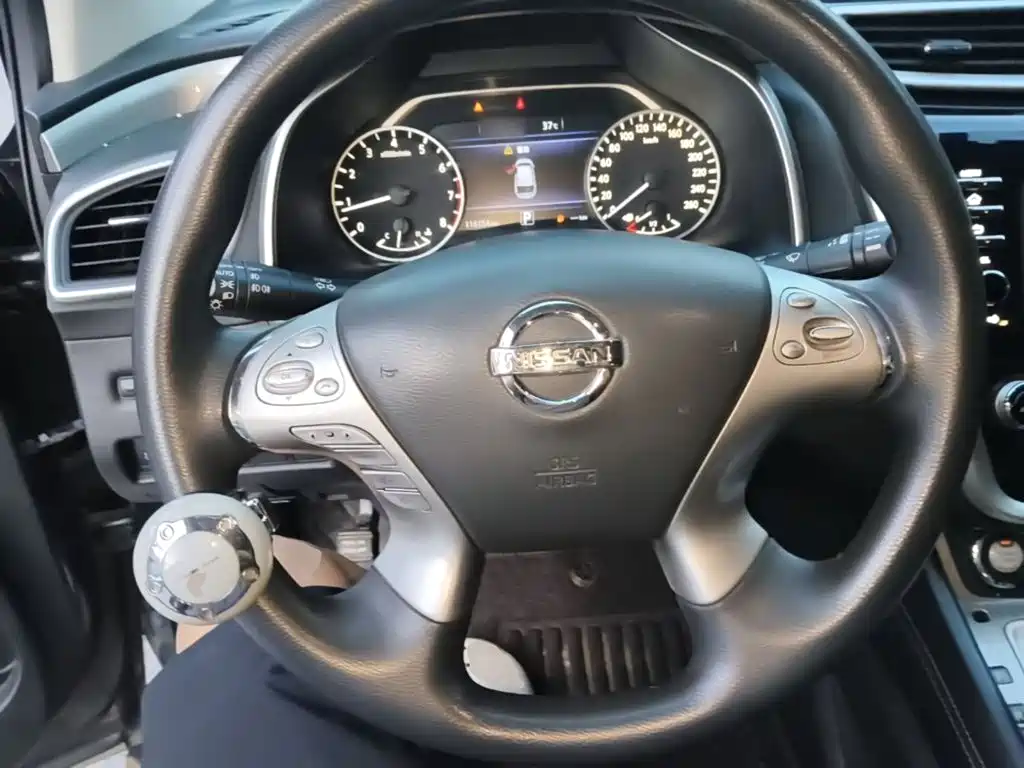 Nissan Murano 2018 — фото 11