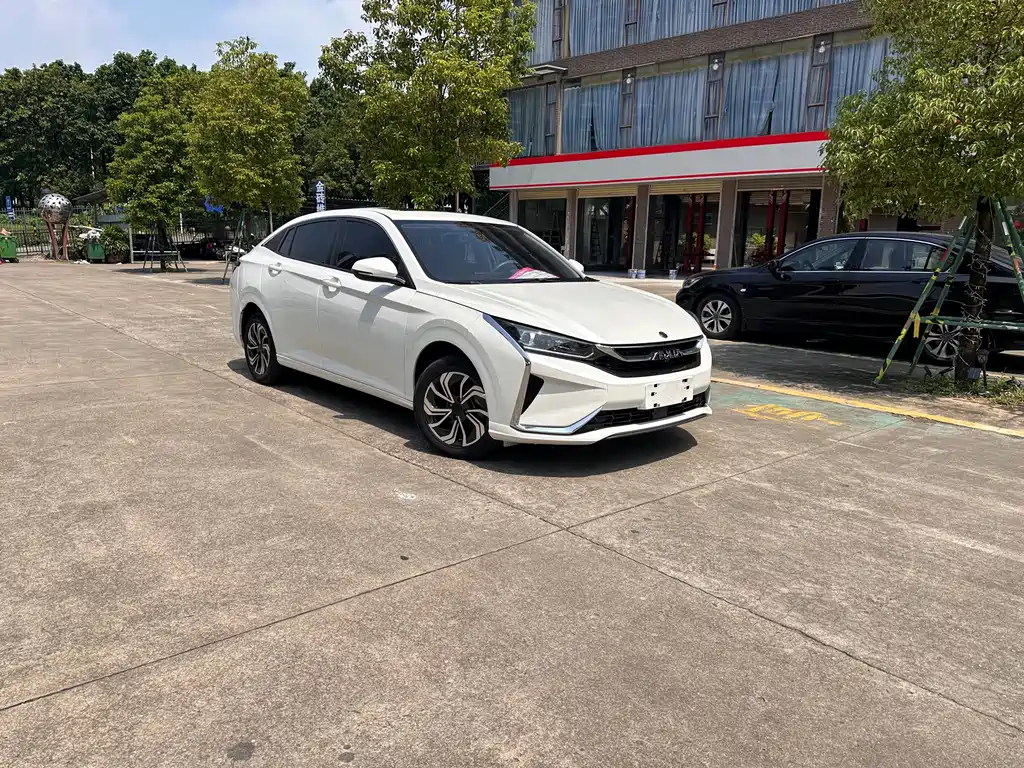 Dongfeng Yixuan 2022