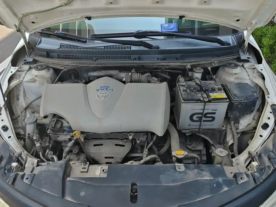Toyota Vios 2015 — фото 10