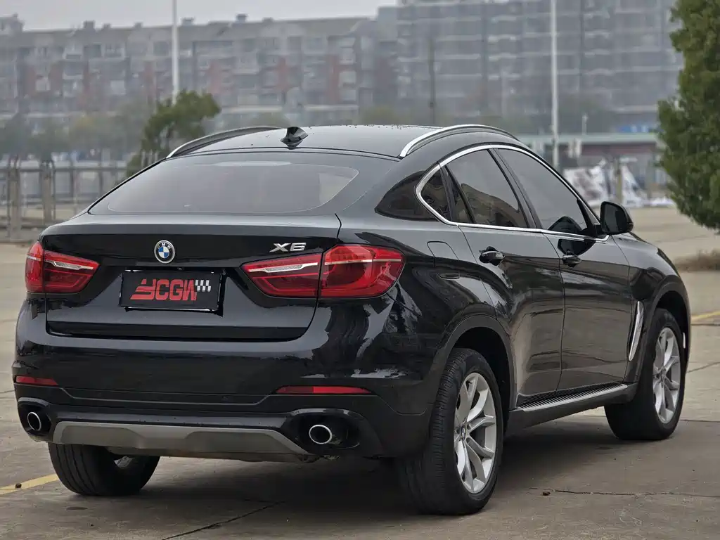 BMW X6 2016 — фото 17