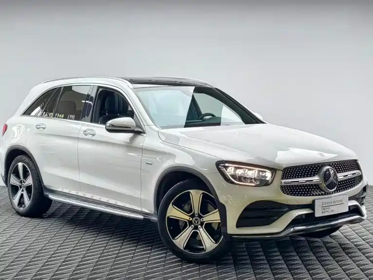 Mercedes-Benz GLC 2023 — фото 3