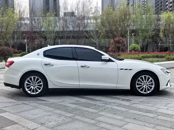 Maserati Ghibli 2014