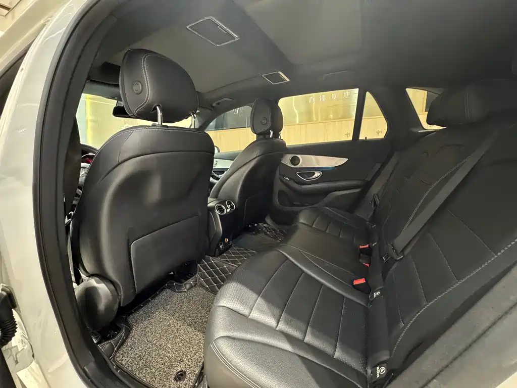 Mercedes-Benz GLC 2019 — фото 10