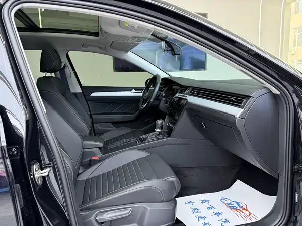 Volkswagen Magotan 2024