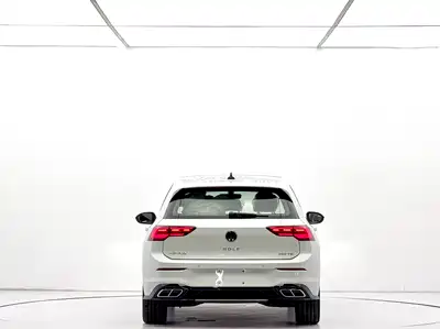 Volkswagen Golf 2024