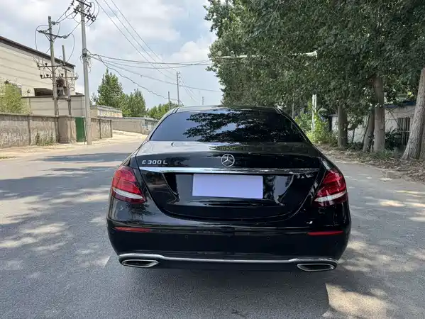 Mercedes-Benz E-Class 2019