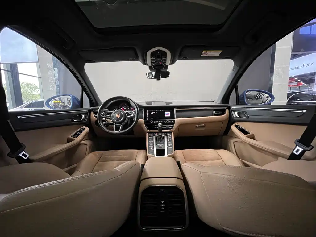 Porsche Macan 2020 — фото 12