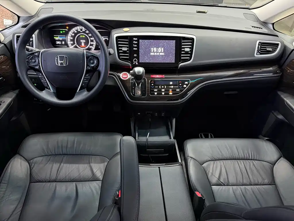 Honda Odyssey 2020 — фото 13