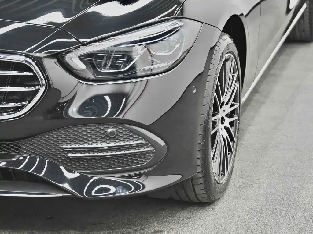Mercedes-Benz C-Class 2023 — фото 8
