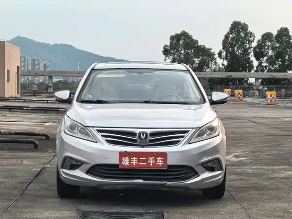 Changan Eado 2015
