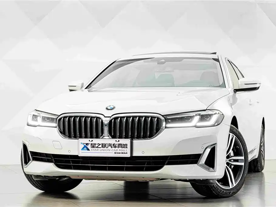 BMW 5 Series 2021 — фото 3