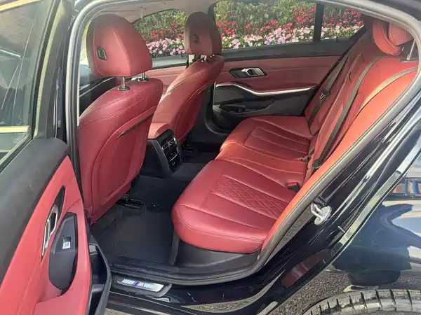BMW 3 Series 2023