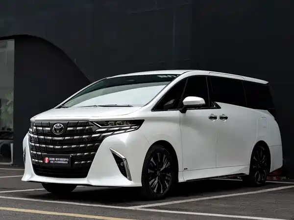 Toyota Alphard 2024