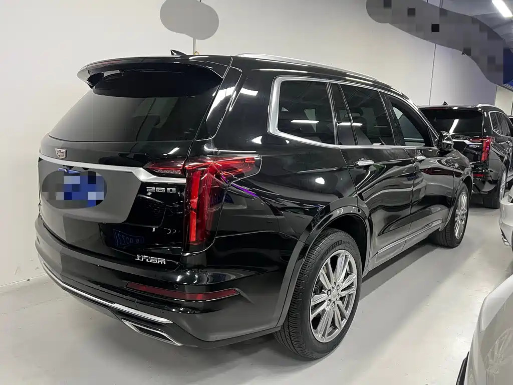 Cadillac XT6 2021 — фото 19