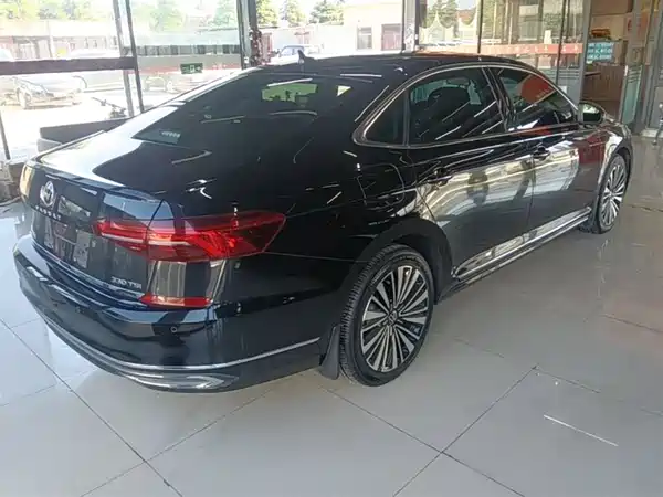 Volkswagen Passat 2021