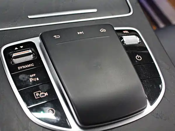Mercedes-Benz C-Class 2020