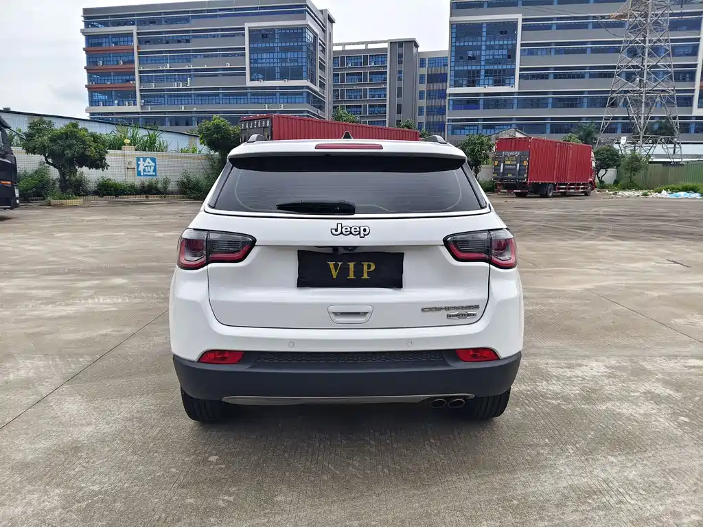 Jeep Compass 2019 — фото 5