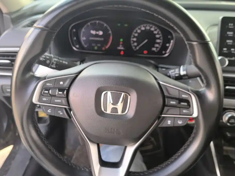 Honda Accord 2021 — фото 15