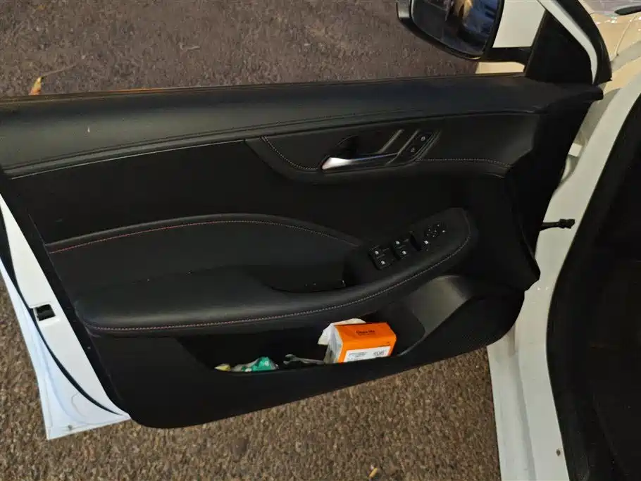 Roewe i5 2025