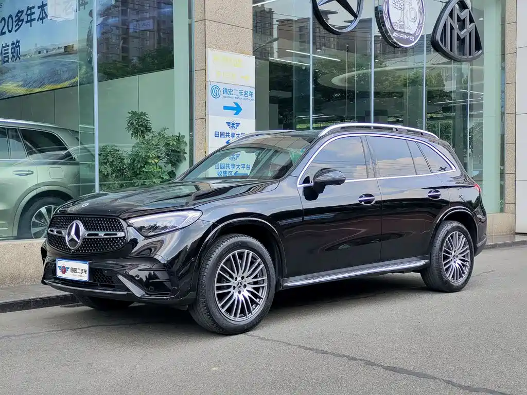 Mercedes-Benz GLC 2023