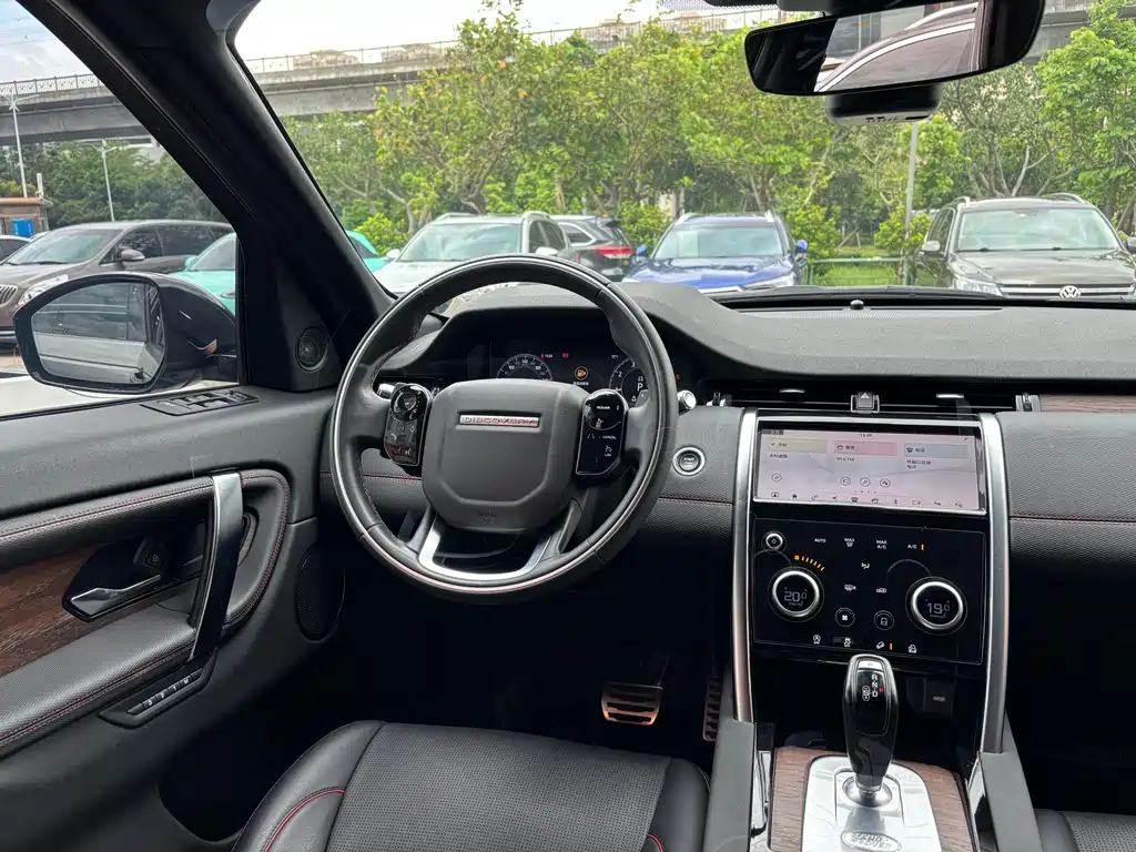Land Rover Discovery Sport 2021 — фото 15