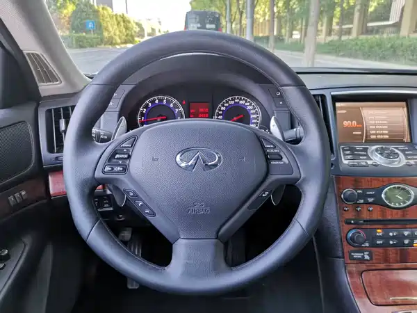 Infiniti G Series 2010