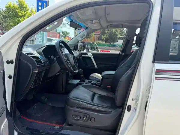 Toyota Prado 2019