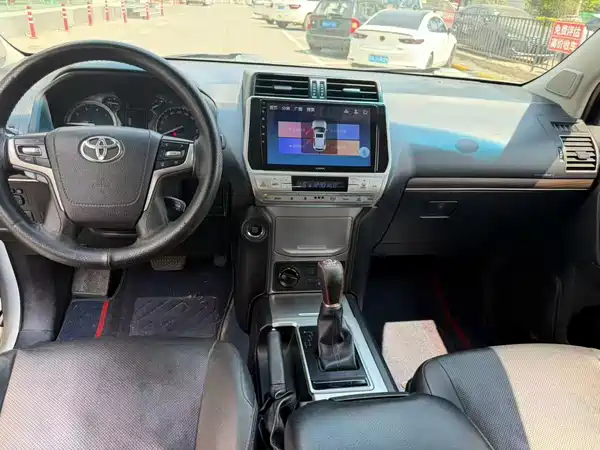 Toyota Prado 2019