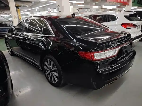 Lincoln Continental 2021