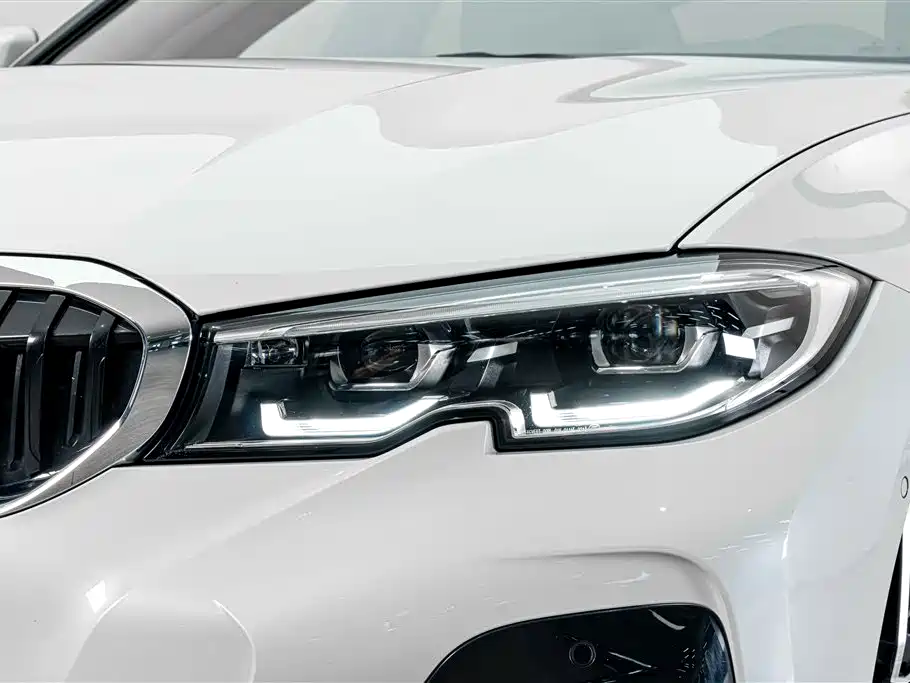 BMW 3 Series 2022