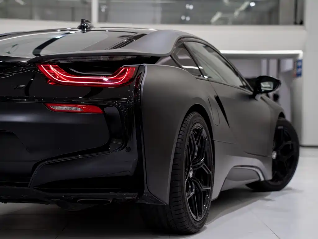 BMW i8 2018 — фото 10