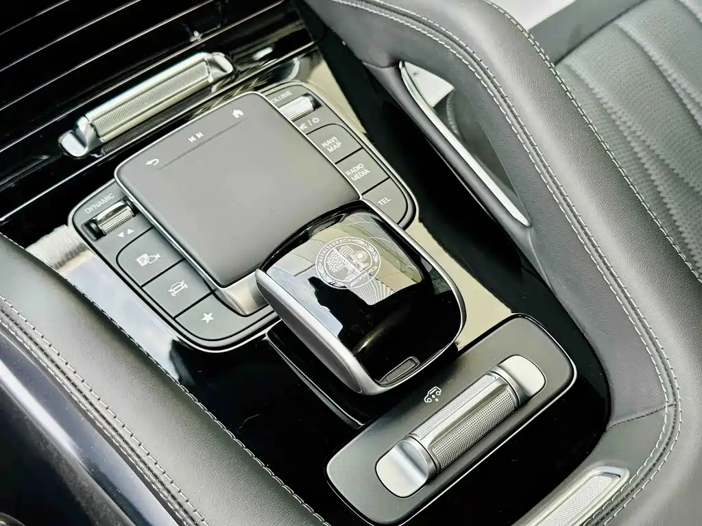 Mercedes-Benz GLS AMG 2025 — фото 10